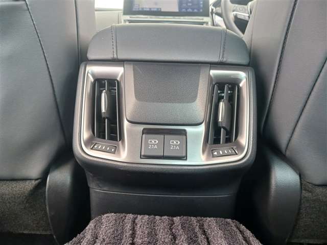 トヨタ クラウン