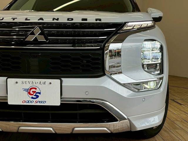 三菱 アウトランダー