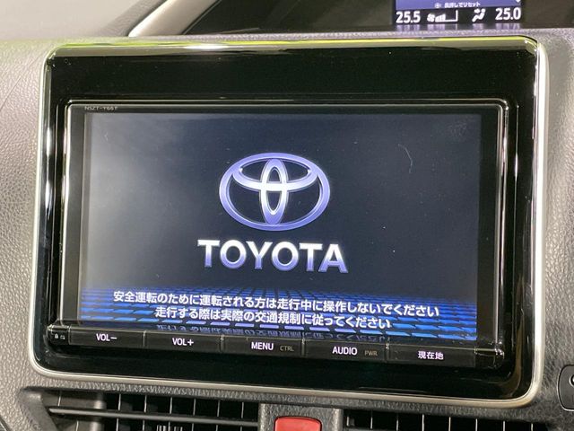 トヨタ ヴォクシー