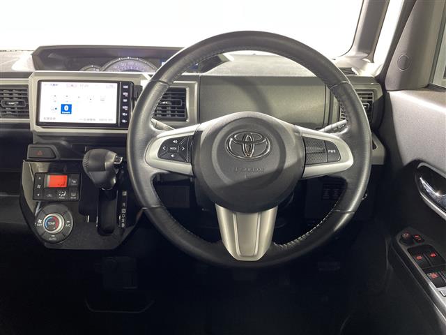 トヨタ ピクシスメガ