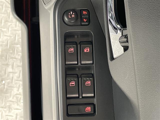 トヨタ ピクシスメガ