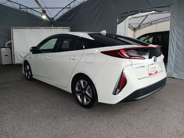 トヨタ プリウスPHV