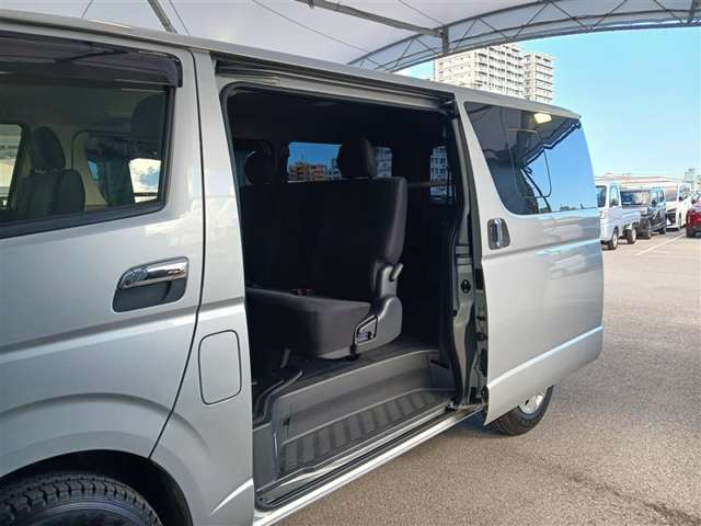 トヨタ ハイエースバン