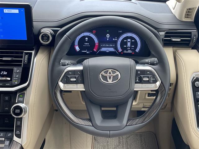 トヨタ ランドクルーザー300