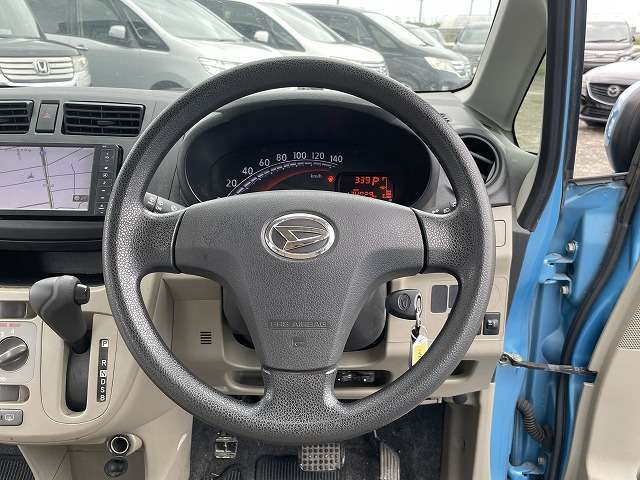 ダイハツ ムーヴ