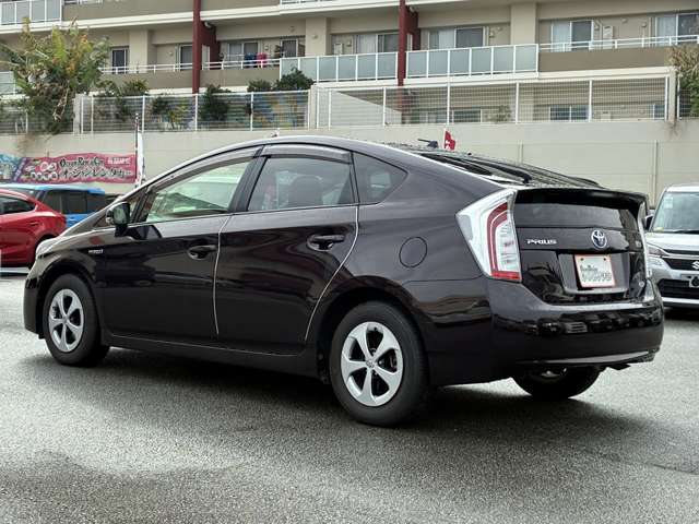 トヨタ プリウス
