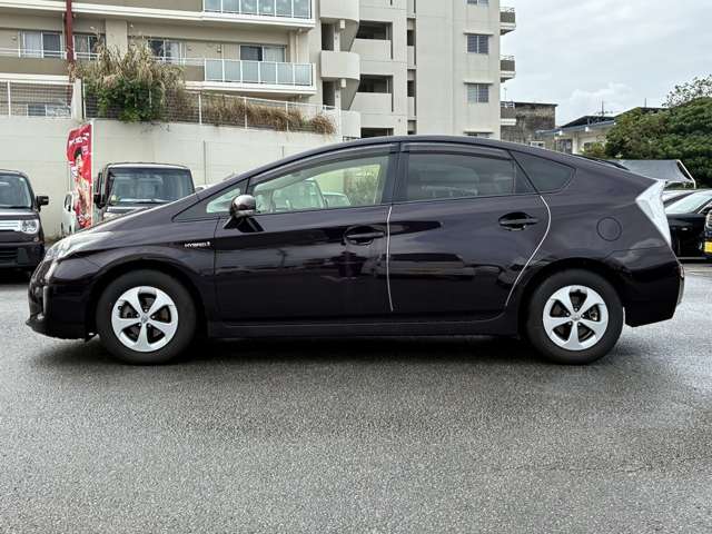 トヨタ プリウス