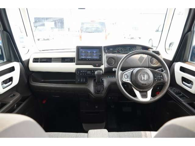 ホンダ N-BOX