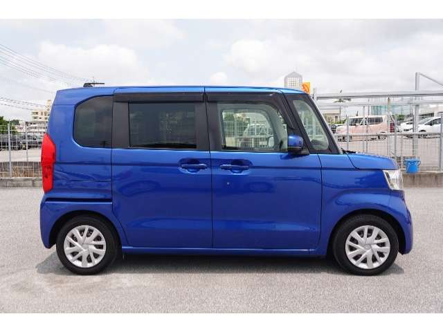 ホンダ N-BOX