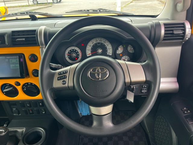 トヨタ FJクルーザー