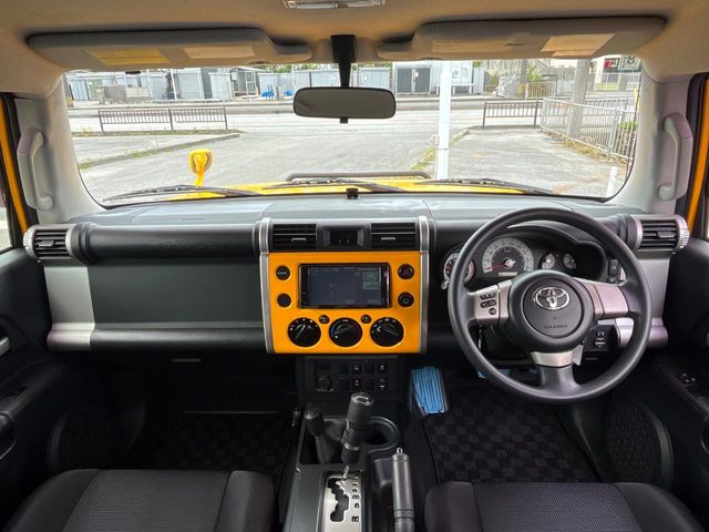 トヨタ FJクルーザー