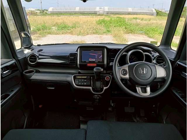 ホンダ N-BOX