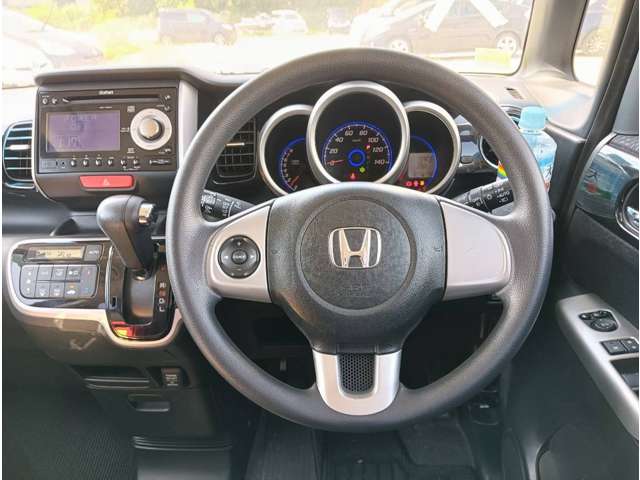 ホンダ N-BOX