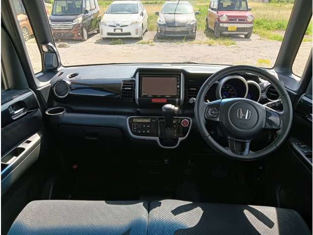 ホンダ N-BOX