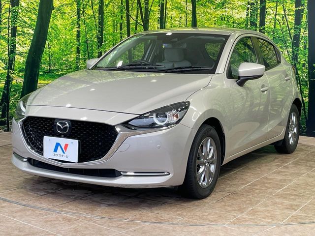 マツダ MAZDA2