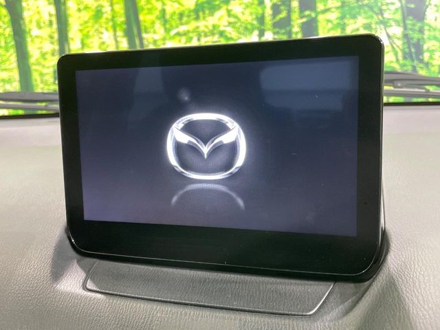 マツダ MAZDA2