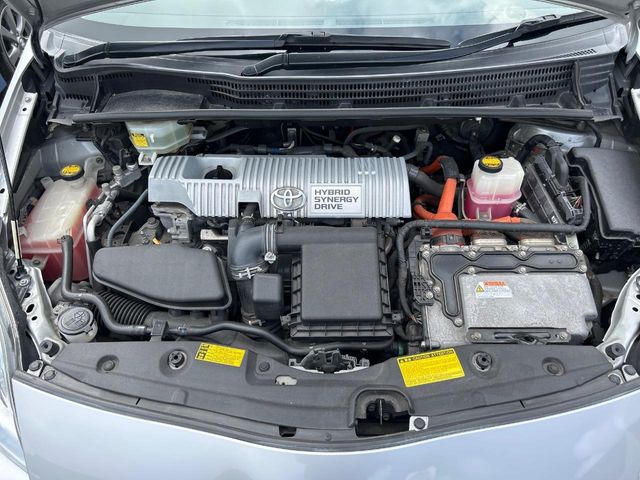 トヨタ プリウス