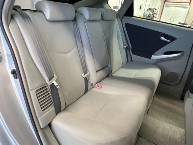 トヨタ プリウス