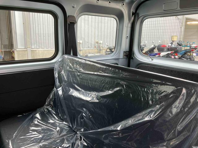 ダイハツ ハイゼットカーゴ