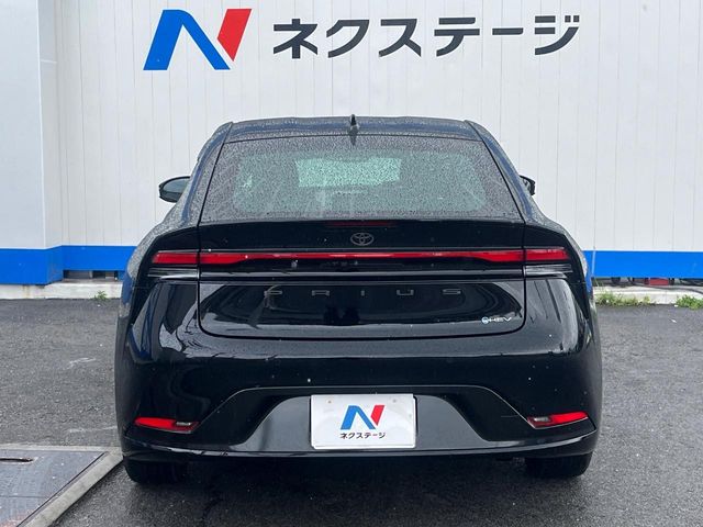 トヨタ プリウス