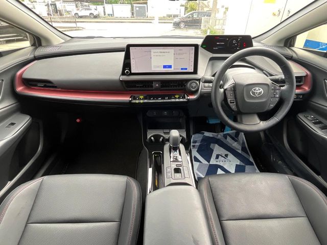 トヨタ プリウス