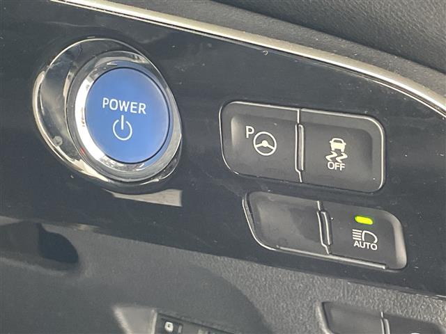 トヨタ プリウスPHV