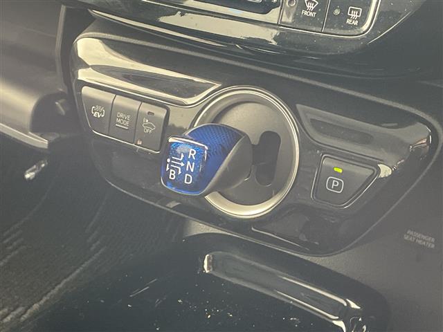 トヨタ プリウスPHV