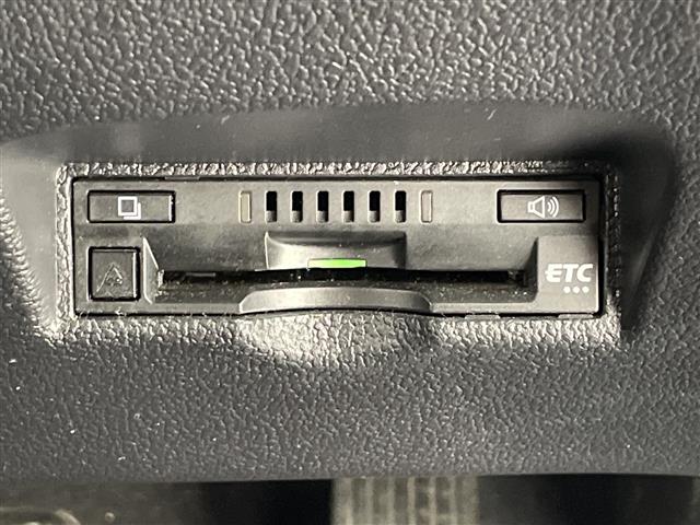 トヨタ プリウスPHV