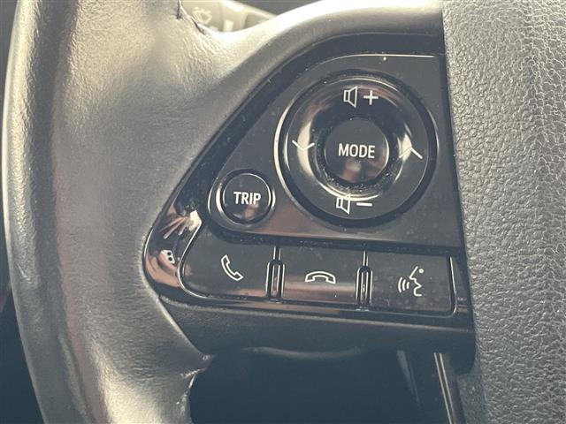 トヨタ プリウスPHV