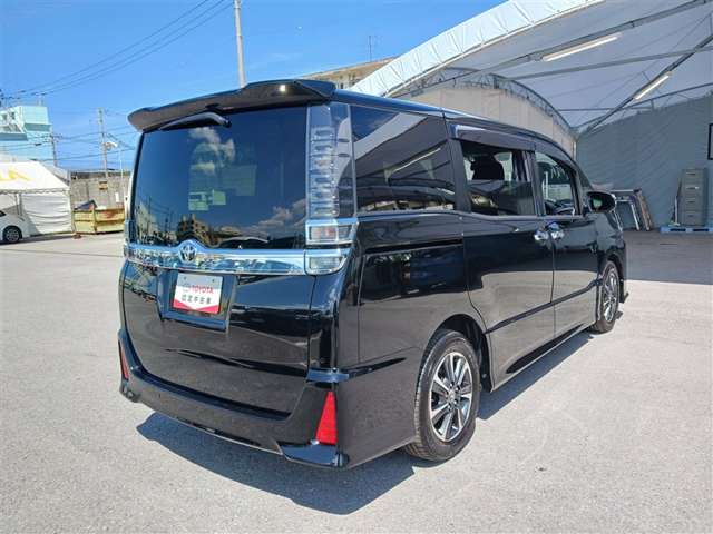 トヨタ ヴォクシー