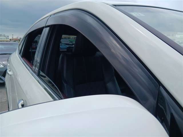 トヨタ ハリアー