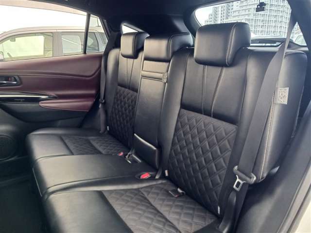 トヨタ ハリアー