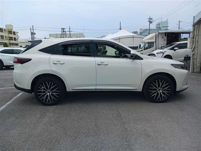 トヨタ ハリアー