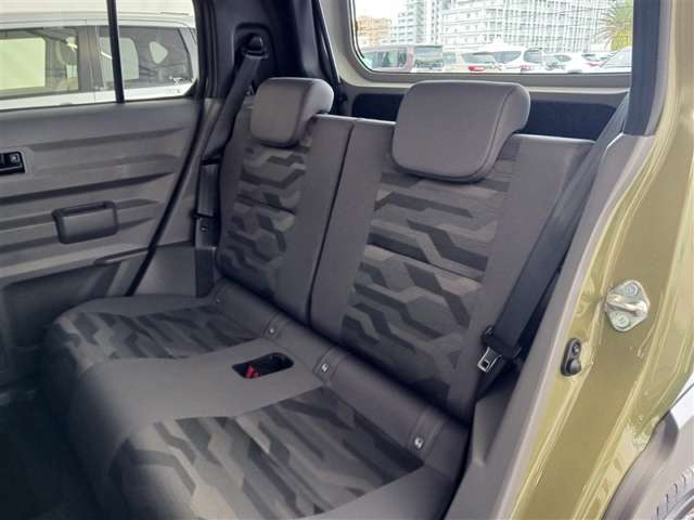 ダイハツ タフト