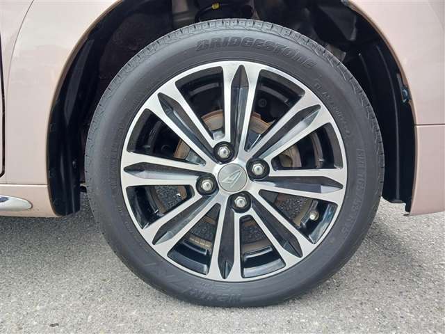 ダイハツ キャスト