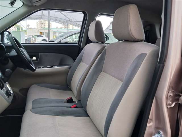 ダイハツ キャスト