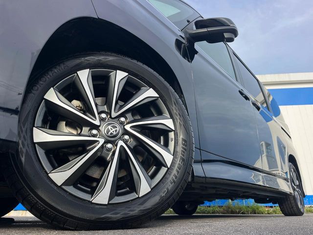 トヨタ ヴォクシー