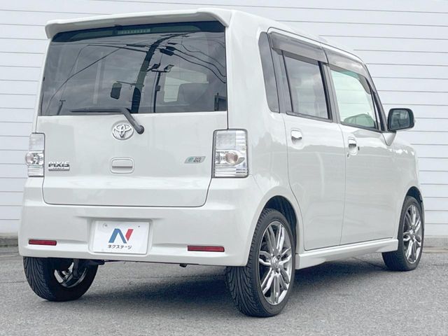 トヨタ ピクシススペース