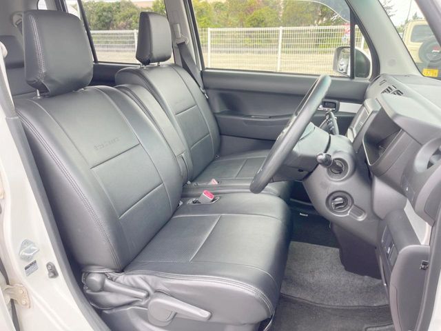 トヨタ ピクシススペース