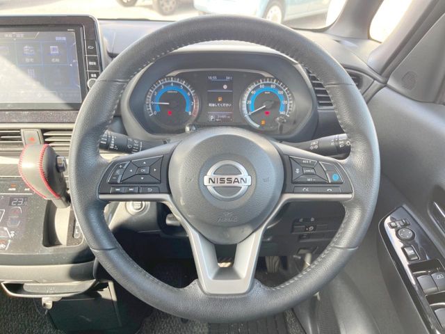 日産 ルークス