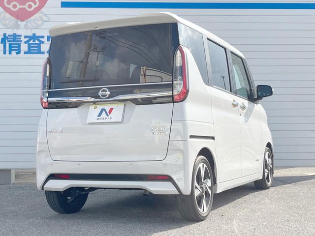 日産 ルークス
