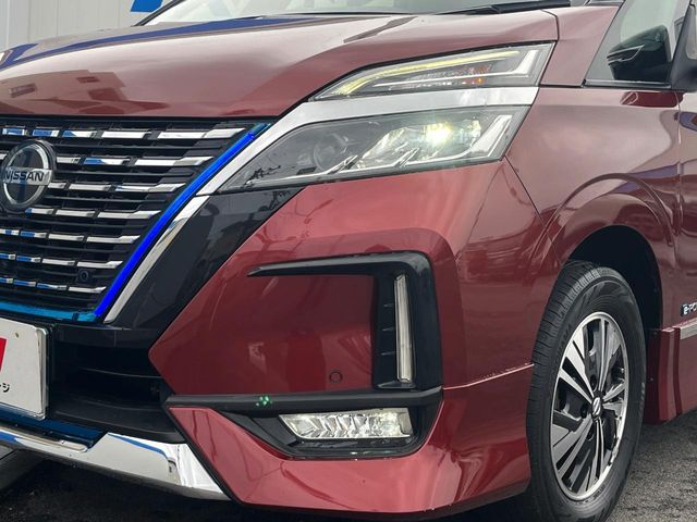 日産 セレナ