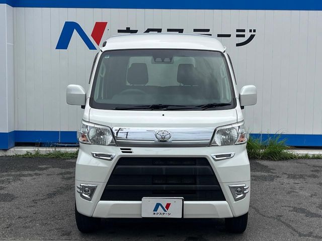 トヨタ ピクシスバン