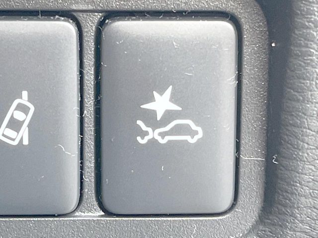 三菱 デリカD：5