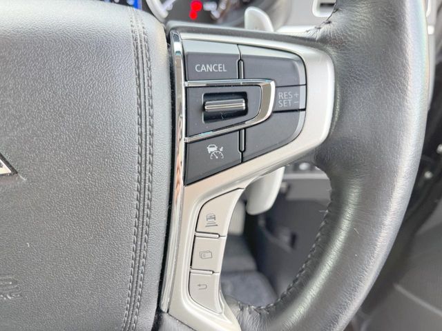 三菱 デリカD：5