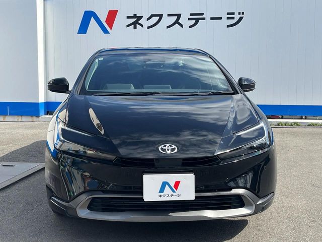 トヨタ プリウス