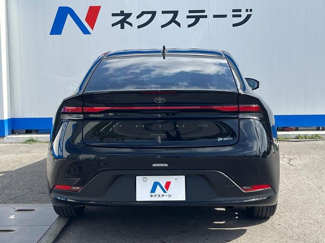 トヨタ プリウス