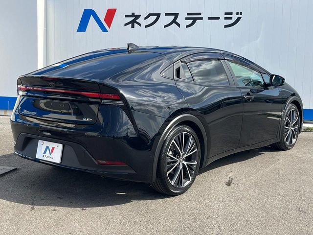 トヨタ プリウス