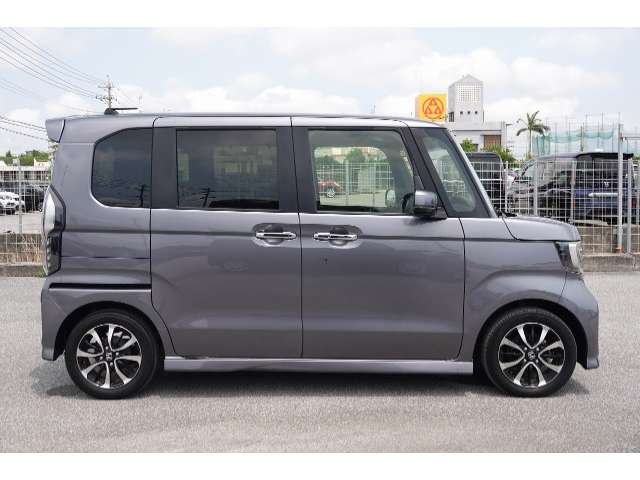 ホンダ N-BOX