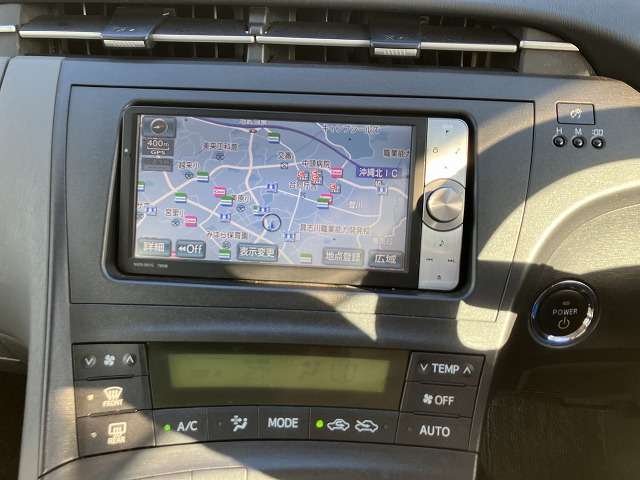 トヨタ プリウス